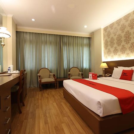 Reddoorz Premium @ Slamet Riyadi 2 Surakarta (Solo) Exterior foto
