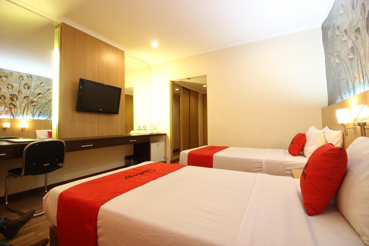 Reddoorz Premium @ Slamet Riyadi 2 Surakarta (Solo) Exterior foto