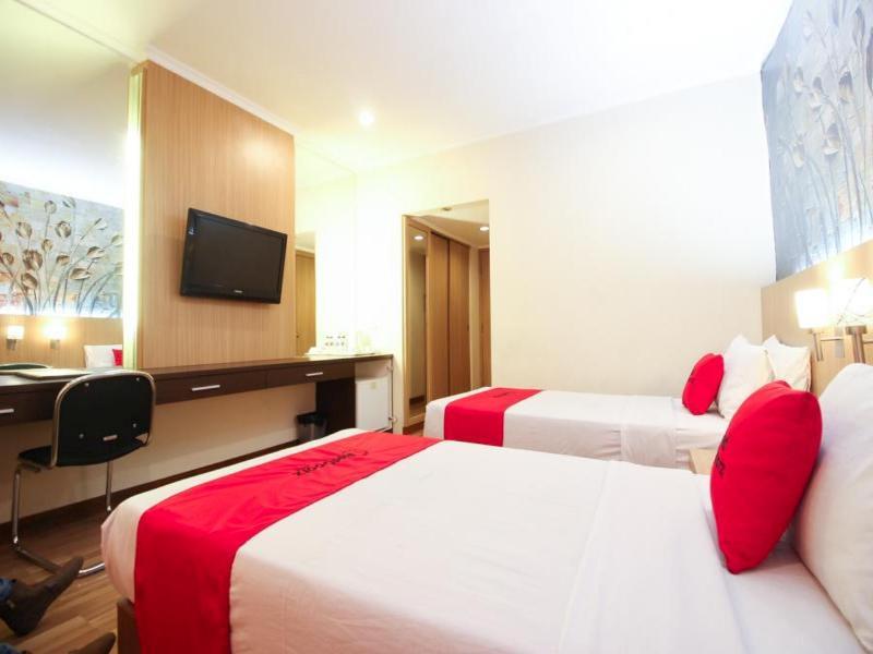 Reddoorz Premium @ Slamet Riyadi 2 Surakarta (Solo) Exterior foto