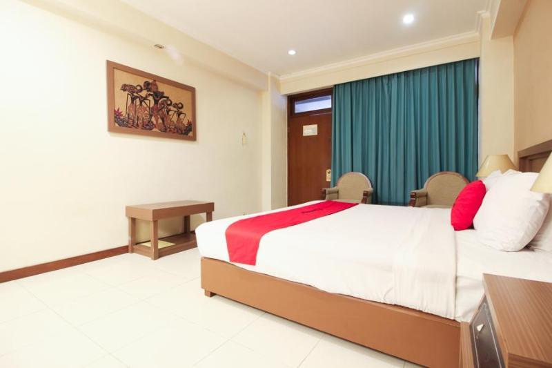 Reddoorz Premium @ Slamet Riyadi 2 Surakarta (Solo) Exterior foto